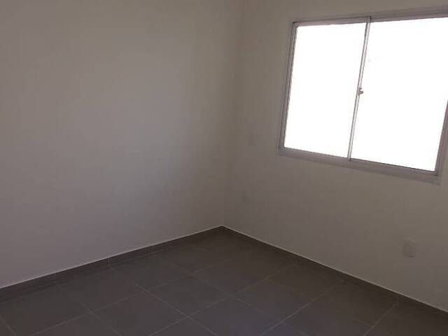 Apartamento para Venda em Várzea Grande - 4