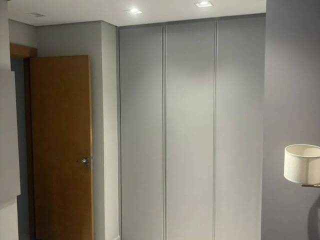 Apartamento para Venda em Cuiabá - 4