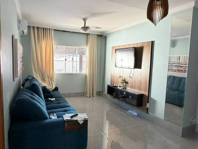Casa para Venda em Cuiabá - 2