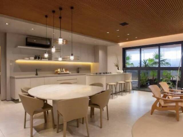 #906 - Apartamento para Venda em Cuiabá - MT