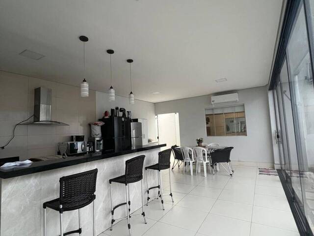 #908 - Casa para Venda em Cuiabá - MT
