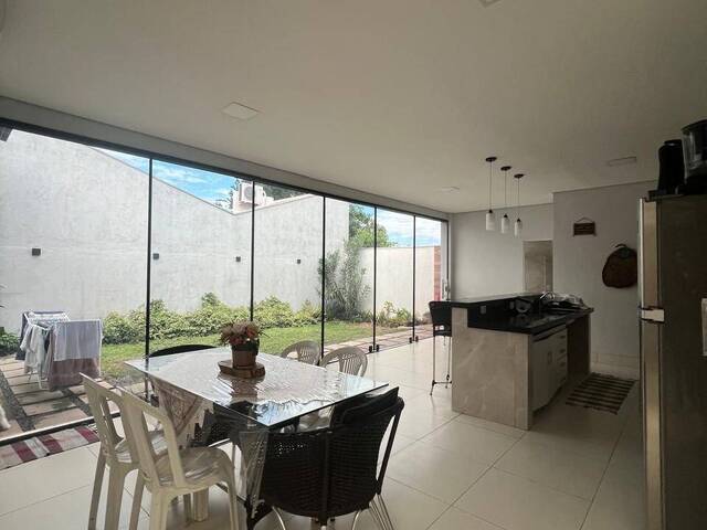 #908 - Casa para Venda em Cuiabá - MT