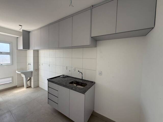#912 - Apartamento para Venda em Cuiabá - MT