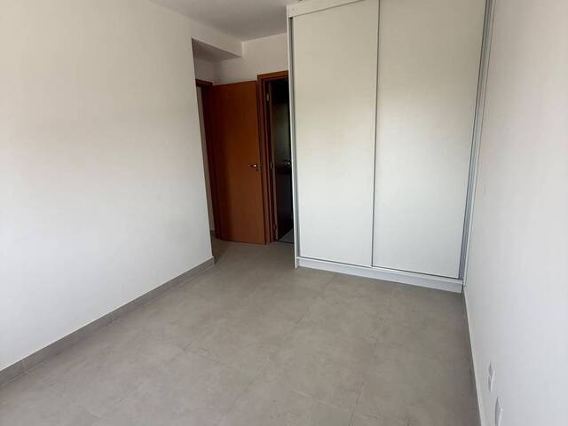 Apartamento para Venda em Cuiabá - 4