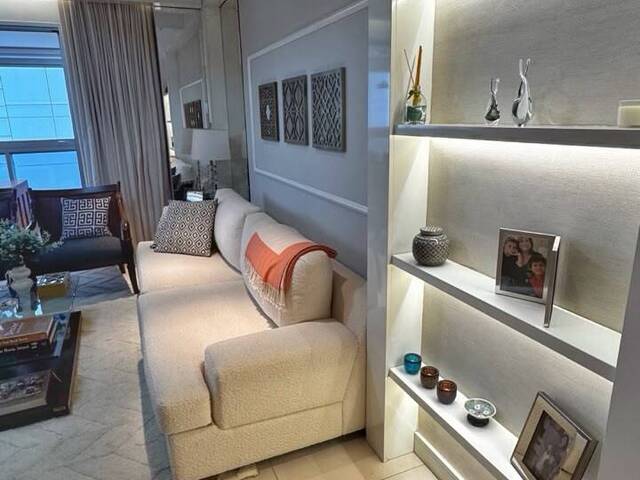 #913 - Apartamento para Venda em Cuiabá - MT