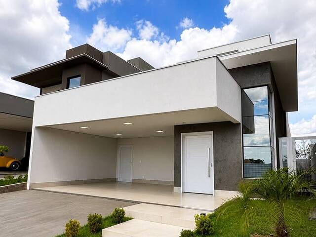 #916 - Casa para Venda em Cuiabá - MT