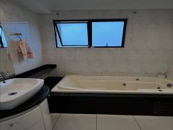 Apartamento para Venda em Cuiabá - 2